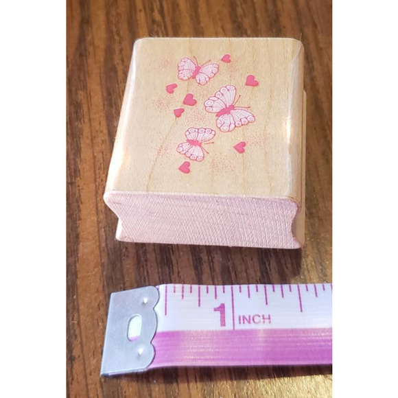 Hero Arts Hearts and Butterflies Wood Mounted Rubber Stamp B588 - Picture 3 of 9